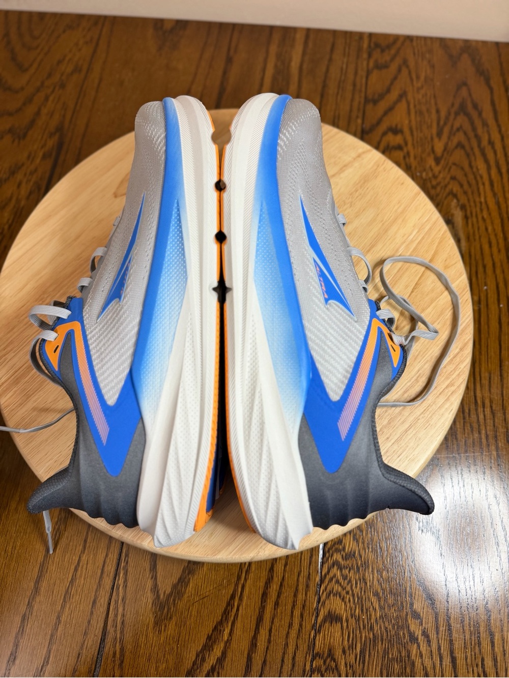 Altra Men’s Torin 8 running shoes - Picture 6 of 8